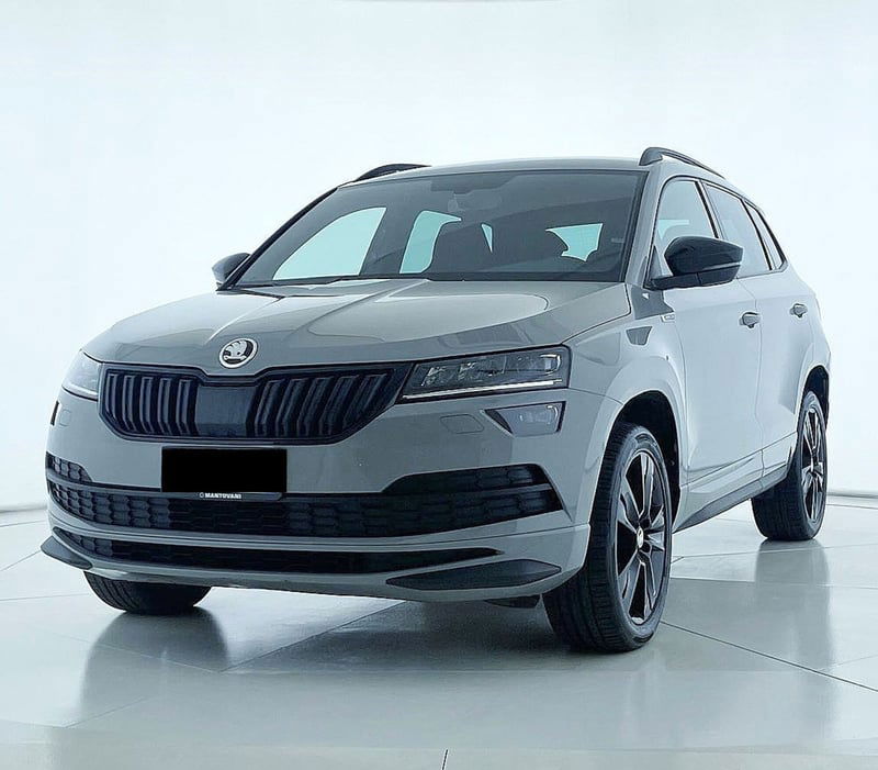 Skoda Karoq 2.0 TDI EVO SCR 115 CV DSG SportLine del 2021 usata a Bastia Umbra