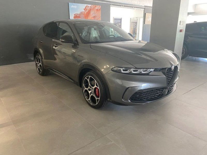 Alfa Romeo Tonale 1.5 hybrid Veloce 160cv tct7 nuova a Benevento