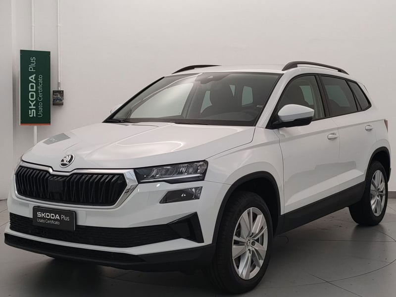 Skoda Karoq 2.0 TDI SCR 4x4 DSG Executive nuova a Busto Arsizio