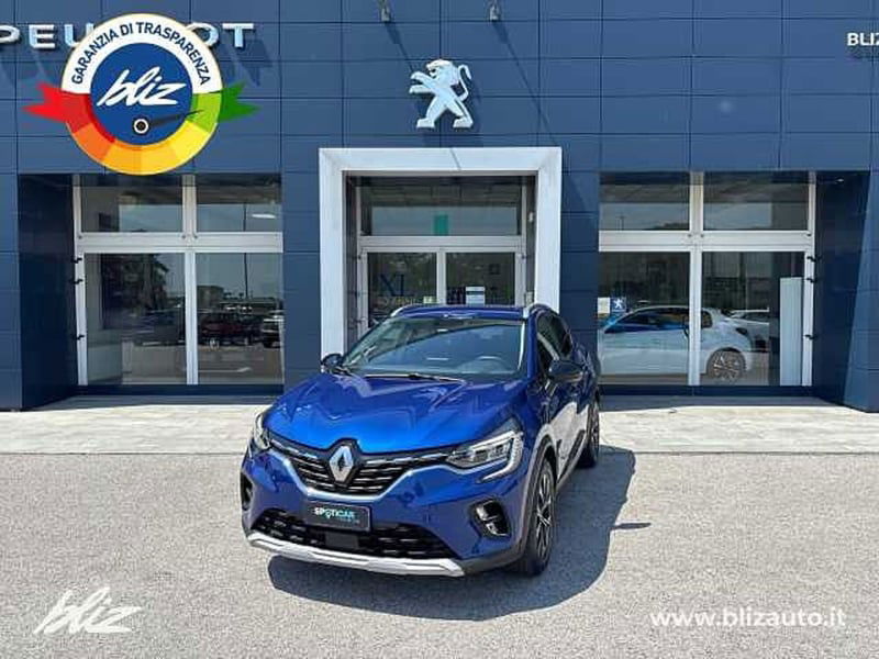 Renault Captur 1.6 full hybrid Techno 145cv auto del 2023 usata a Tavagnacco