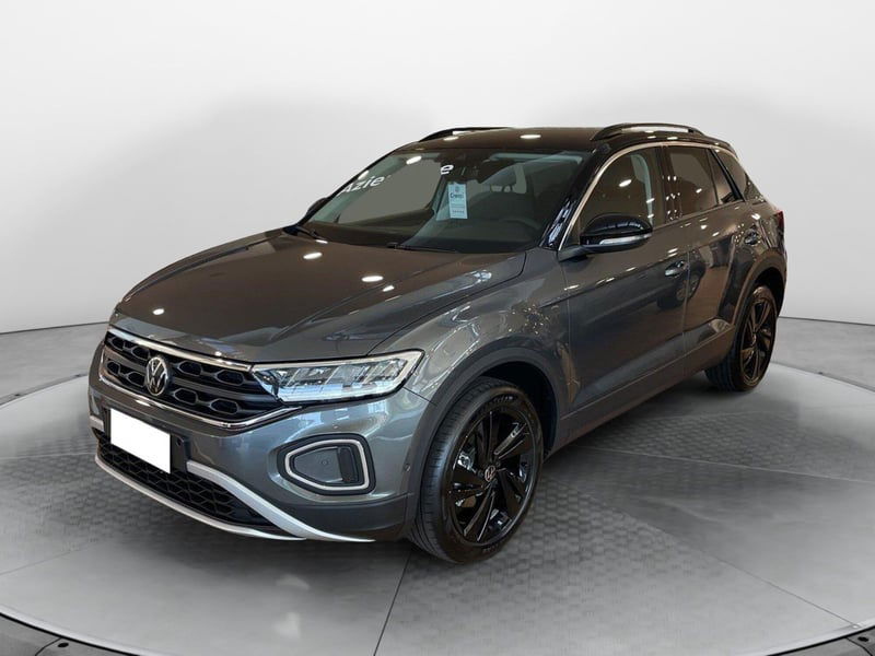 Volkswagen T-Roc 1.0 tsi Sport 115cv nuova a Carnago