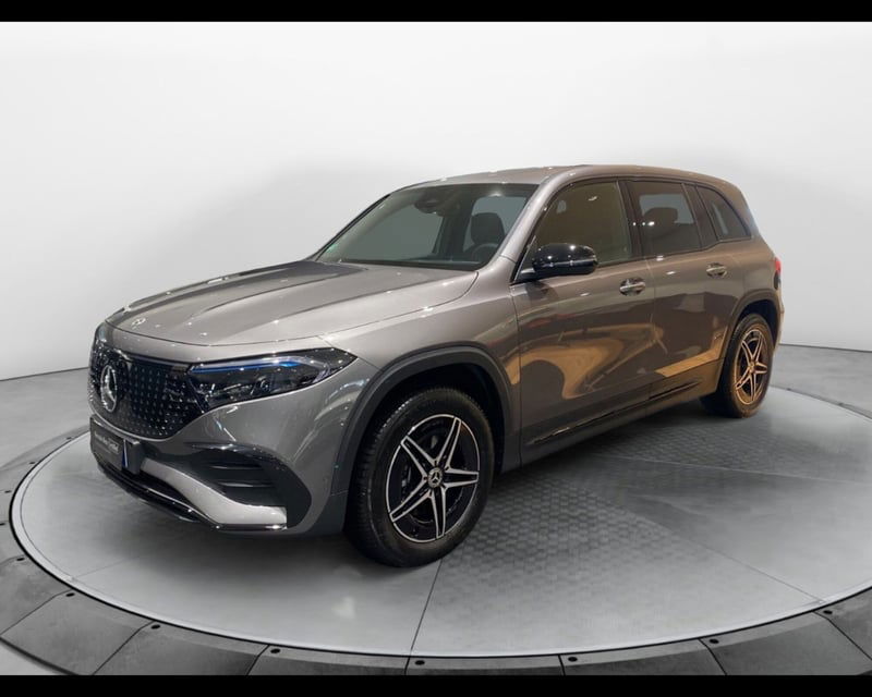 Mercedes-Benz EQB 250+ AMG Line Advanced del 2024 usata a Firenze