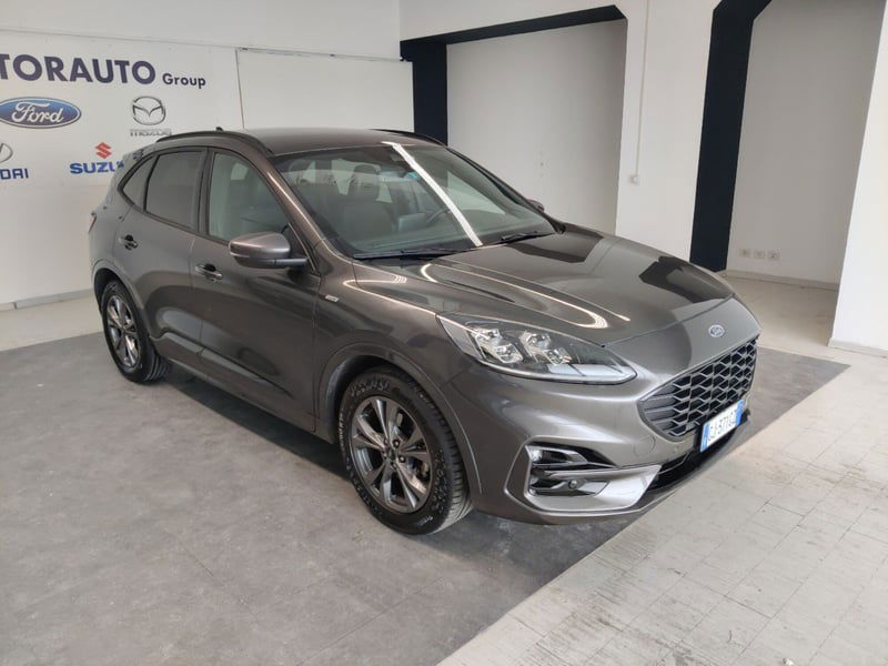 Ford Kuga 1.5 EcoBlue 120 CV aut. 2WD ST-Line X del 2022 usata a Arezzo