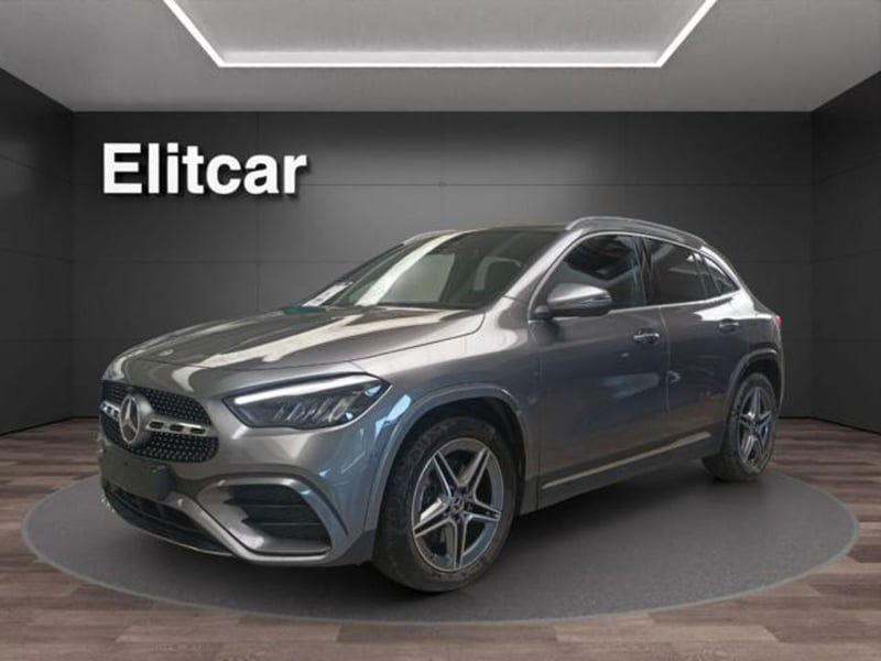 Mercedes-Benz GLA SUV 180 AMG Line Premium auto del 2024 usata a Magenta