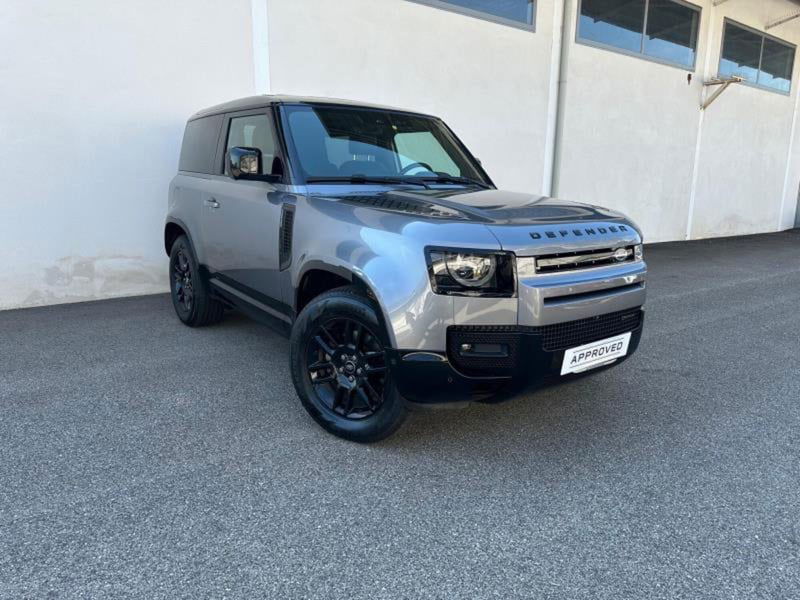 Land Rover Defender 90 3.0D I6 200 CV AWD Auto X-Dynamic S del 2022 usata a Venezia