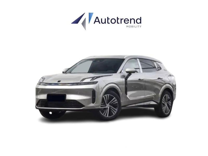 Lynk & Co 08 08 1.5 phev Core auto nuova a Bari