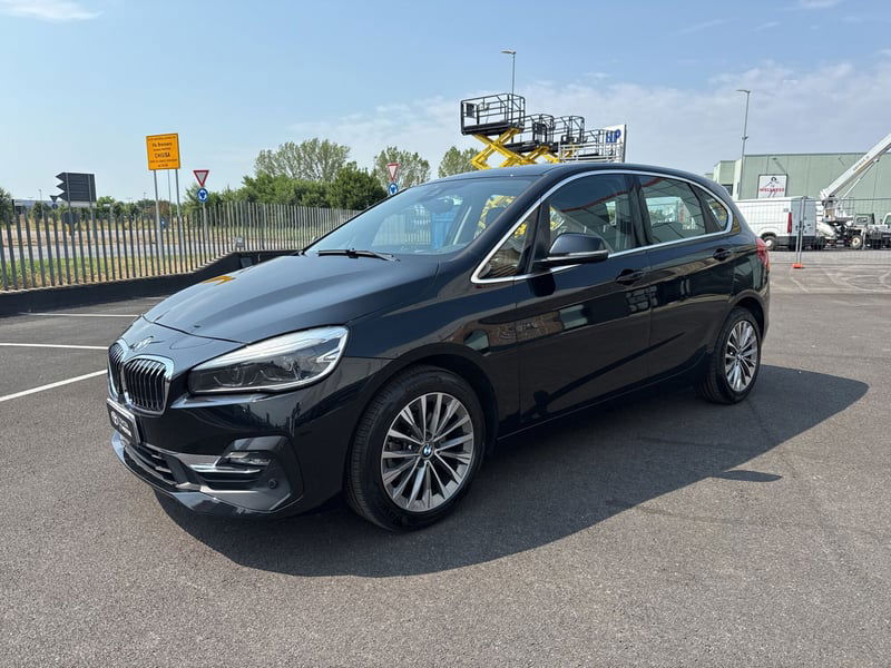 BMW Serie 2 Active Tourer 216d  Sport del 2020 usata a San Giorgio e Bigarello