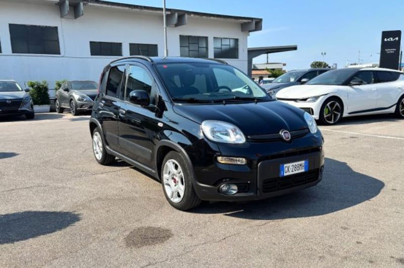 Fiat Panda 1.0 firefly hybrid s&s 70cv 5p.ti del 2023 usata a Fondi