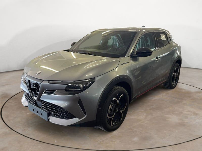 Alfa Romeo Junior elettrica Speciale 156cv nuova a Lucca