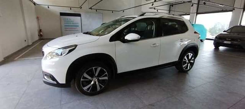 Peugeot 2008 100 Allure del 2019 usata a Viterbo