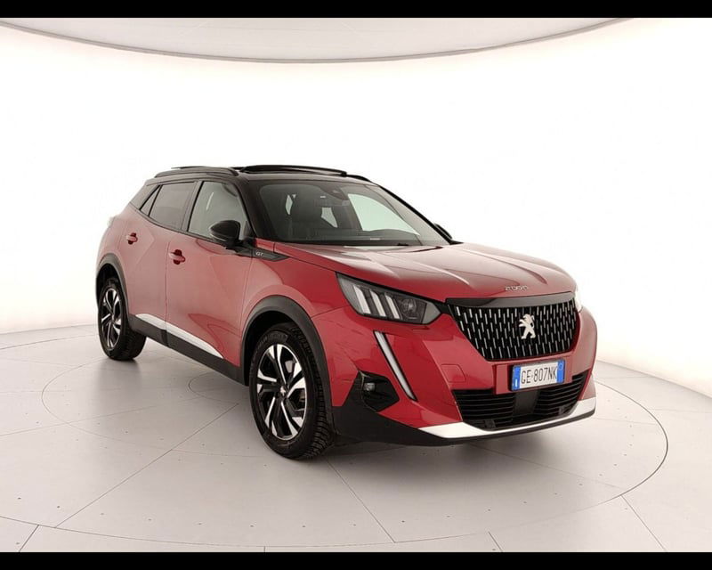Peugeot 2008 BlueHDi 130 S&S EAT8 GT Pack del 2021 usata a Capua