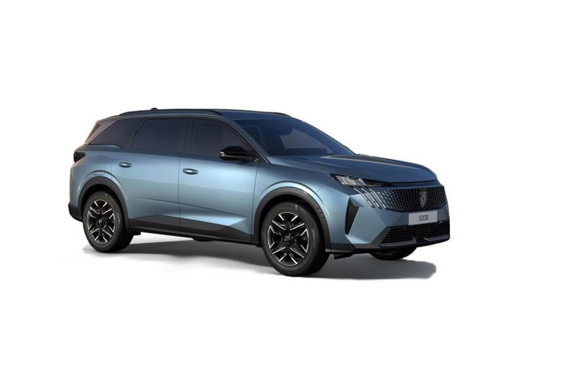 Peugeot 5008 1.2 hybrid Allure 145cv e-dcs6 nuova a Capua