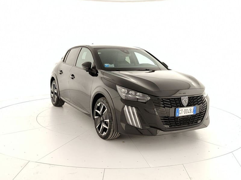 Peugeot 208 51 kWh GT del 2024 usata a Teverola