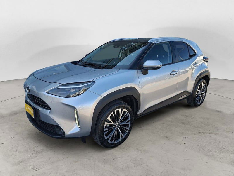 Toyota Yaris Cross 1.5 Hybrid 5p. E-CVT Lounge del 2022 usata a Ancona