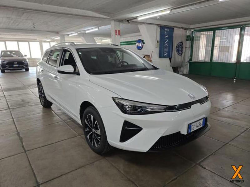 Mg MG5 Comfort Long Range nuova a Olgiate Olona