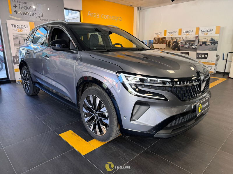 Renault Austral 1.3 mild hybrid Techno 160cv auto del 2023 usata a Milano