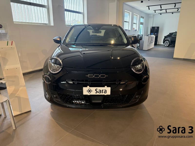 Fiat 600 1.2 hybrid 110cv auto nuova a Benevento