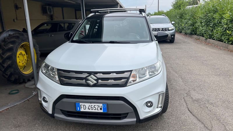 Suzuki Vitara 1.6 DDiS 4WD AllGrip V-Cool del 2016 usata a Tortona