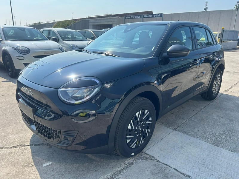 Fiat 600 1.2 hybrid 145cv auto nuova a Settala