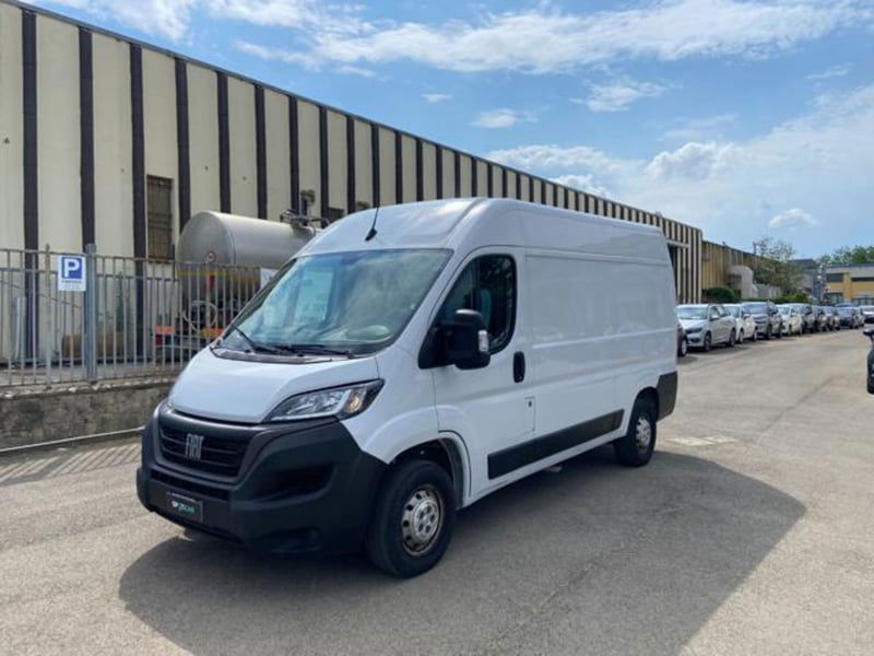 Fiat Ducato Furgone 33 2.2 Mjt 140CV AT9 PM-TN Furgone del 2022 usata a Borgo San Lorenzo
