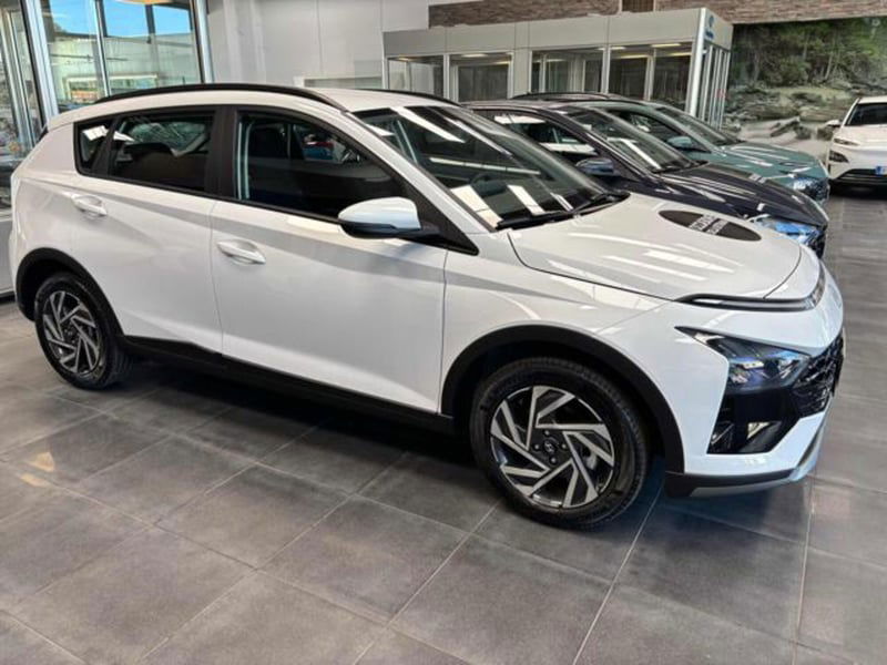 Hyundai Bayon 1.2 mpi Xline mt nuova a Pesaro
