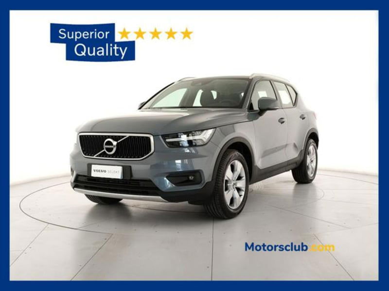 Volvo XC40 T2 Geartronic Momentum Core del 2021 usata a Modena
