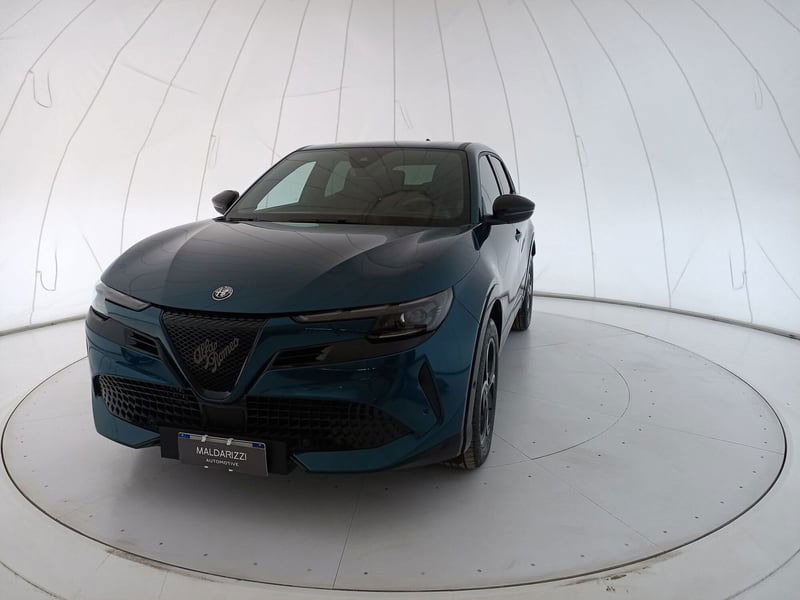 Alfa Romeo Junior 1.2 ibrida 145cv edct6 del 2024 usata a Foggia