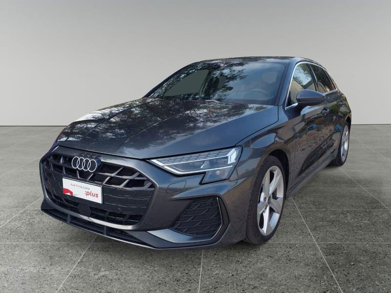 Audi A3 Sportback 35 TDI S tronic S line edition del 2024 usata a Triggiano