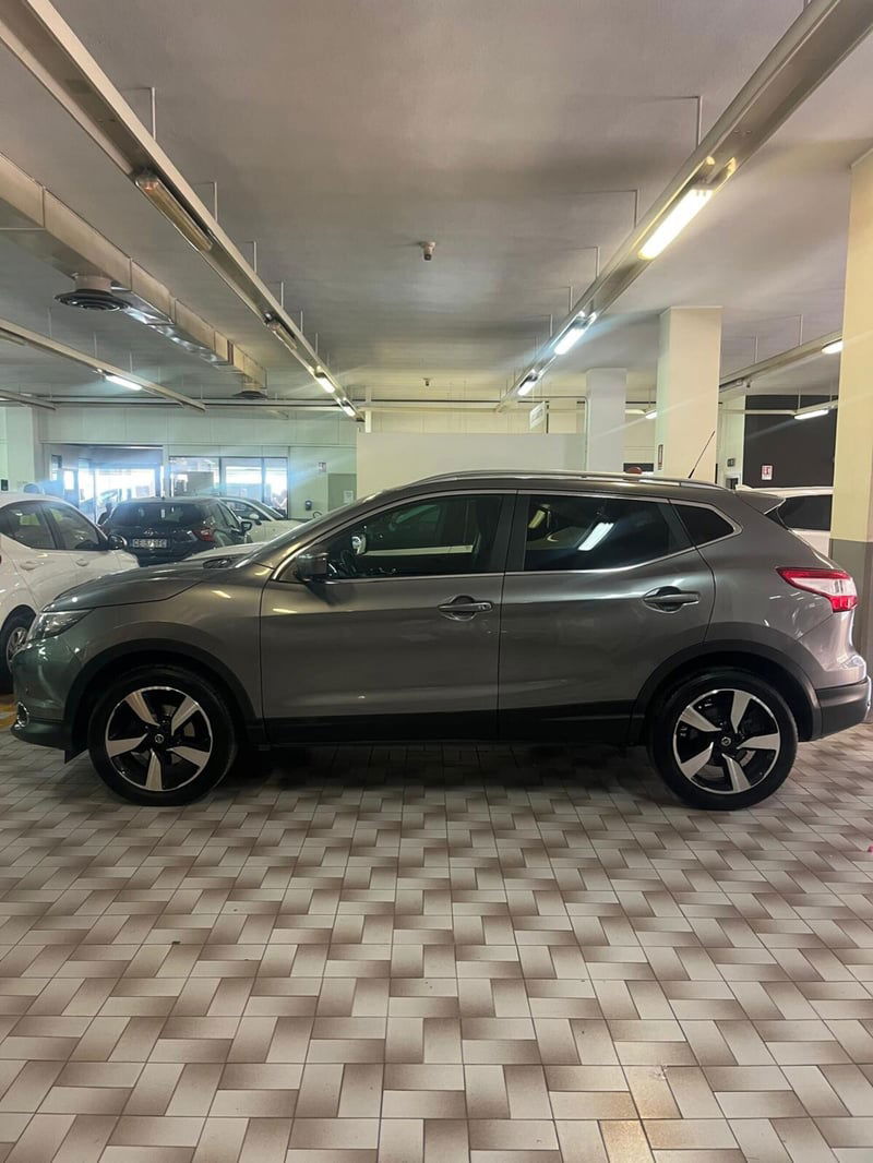Nissan Qashqai 1.5 dCi N-Connecta del 2017 usata a Cagliari