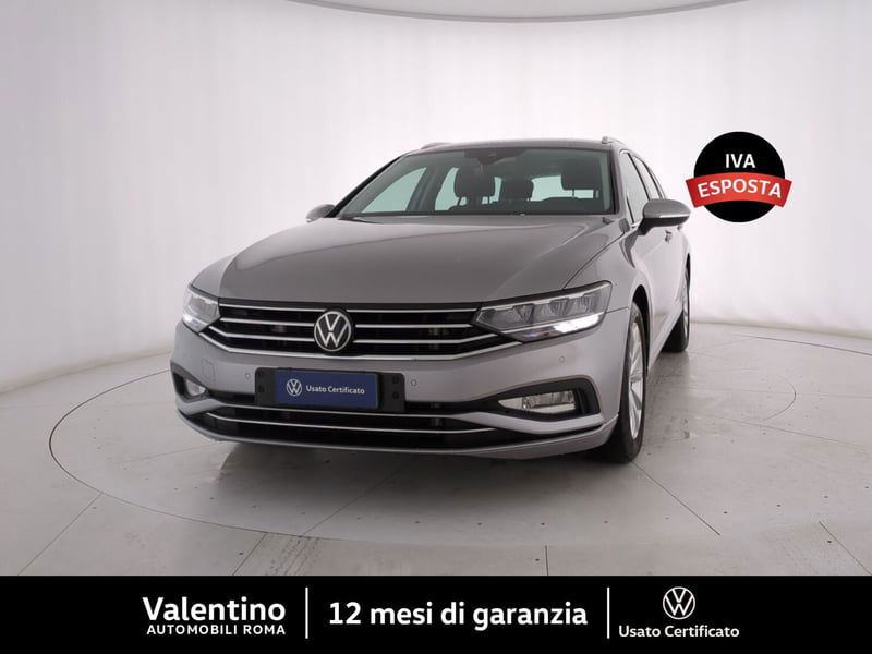 Volkswagen Passat Variant 2.0 TDI SCR EVO DSG Business del 2023 usata a Roma