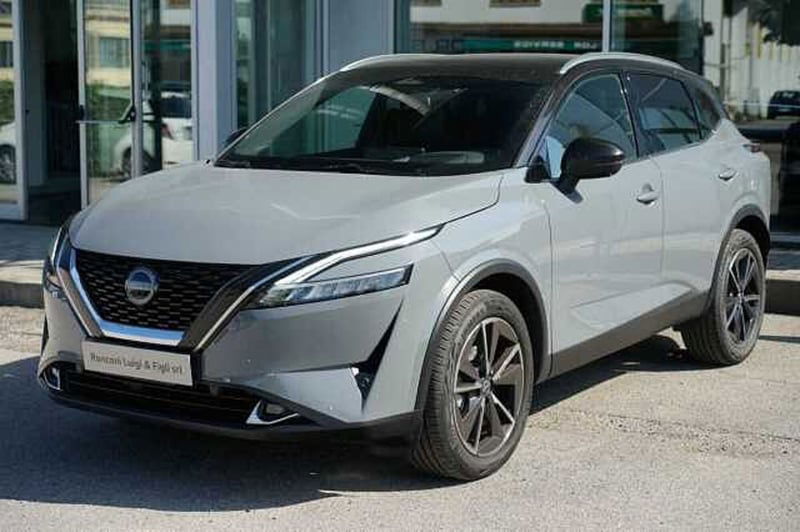 Nissan Qashqai 1.3 mhev Tekna 4wd 158cv xtronic del 2022 usata a Rovigo