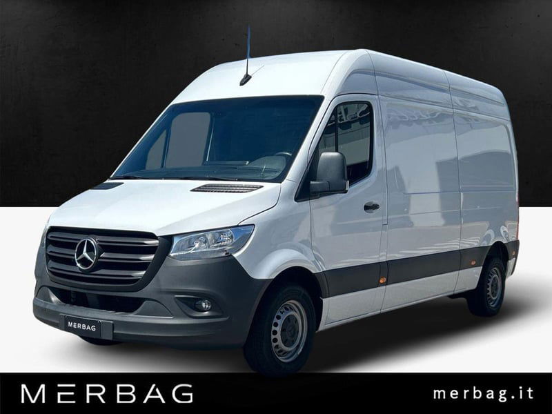Mercedes-Benz Sprinter F39/33 315 CDI FWD TA Furgone del 2023 usata a Lainate