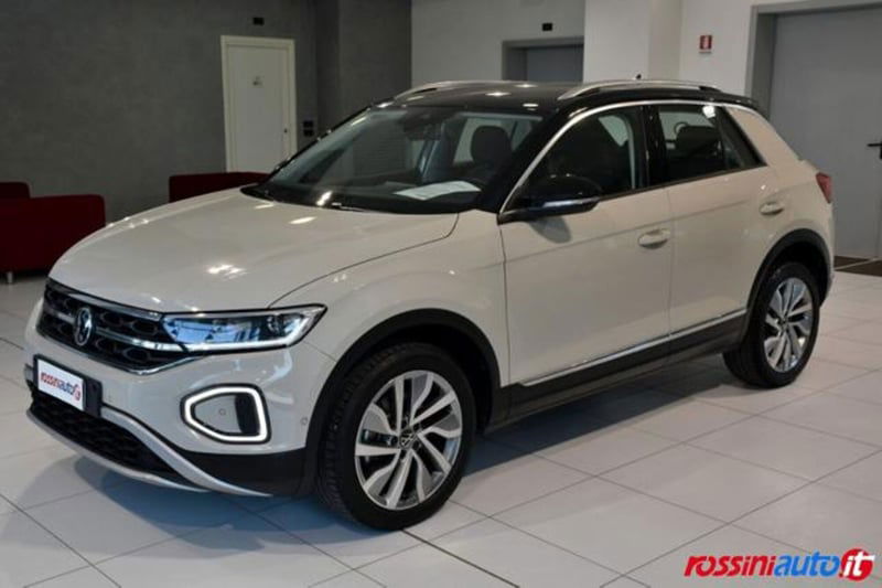 Volkswagen T-Roc 2.0 tdi Style 4motion 150cv dsg del 2022 usata a Quinzano d'Oglio