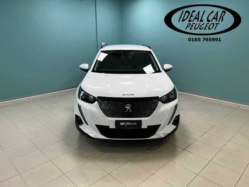 Peugeot 2008 1.2 puretech Active s&s 100cv del 2021 usata a Antey Saint Andre'