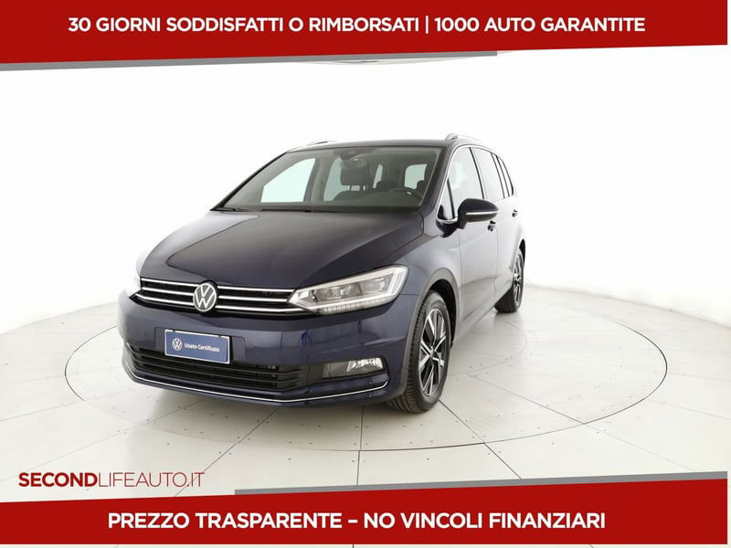 Volkswagen Touran 2.0 tdi Executive dsg del 2024 usata a San Giovanni Teatino