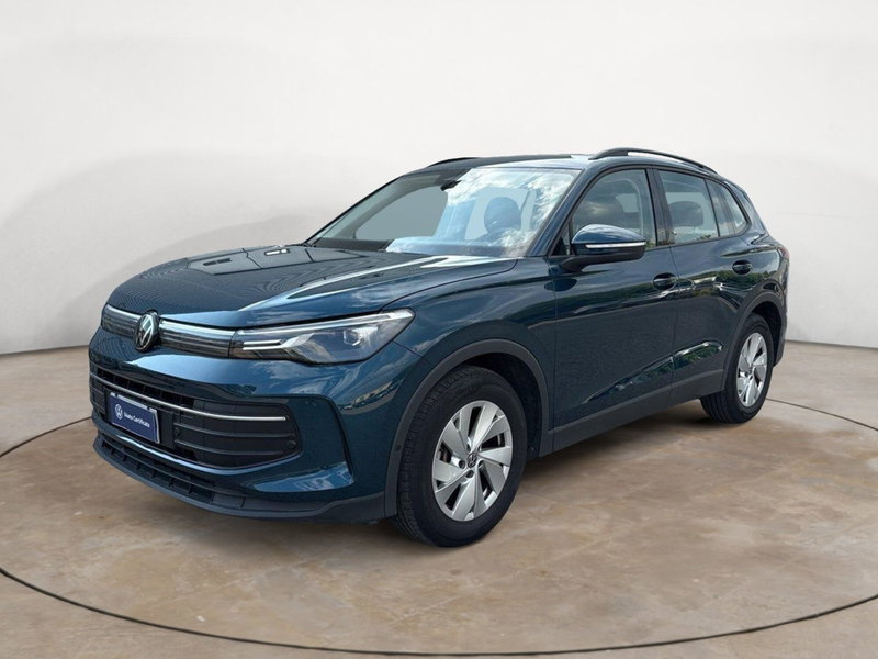 Volkswagen Tiguan 2.0 TDI 150 CV SCR DSG Life del 2024 usata a Terni