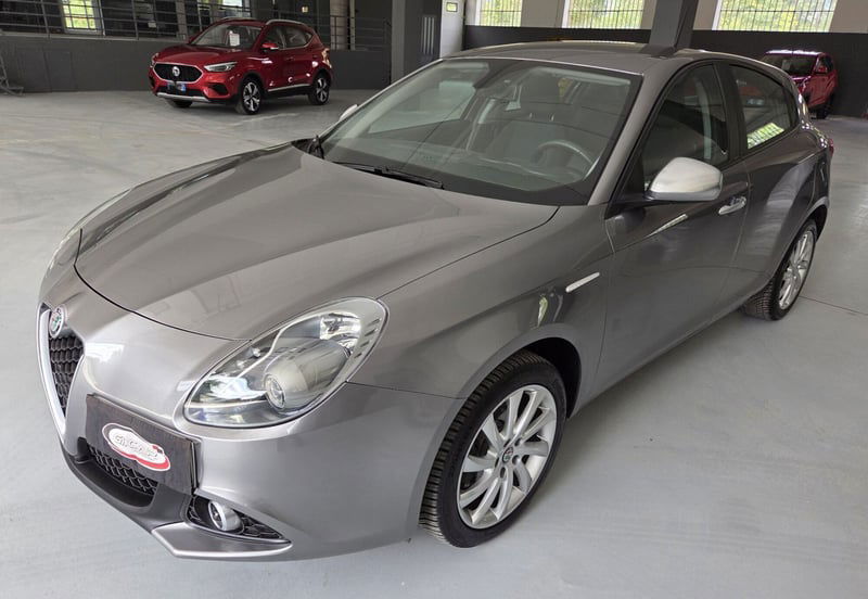 Alfa Romeo Giulietta 1.4 Turbo Distinctive 120cv del 2017 usata a Robassomero