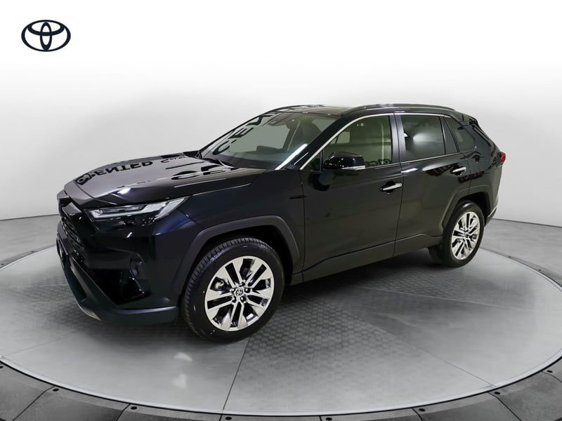 Toyota Rav4 vvt-ie h Lounge awd-i 222cv e-cvt nuova a Montecorvino Pugliano