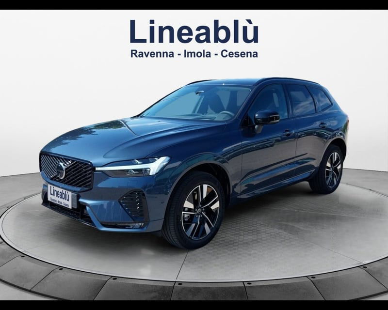 Volvo XC60 2.0 b5 Plus Dark awd auto nuova a Imola