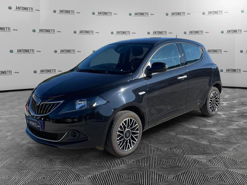 Lancia Ypsilon 1.0 FireFly 5 porte S&S Hybrid Ecochic A. Ferretti del 2024 usata a Jesi