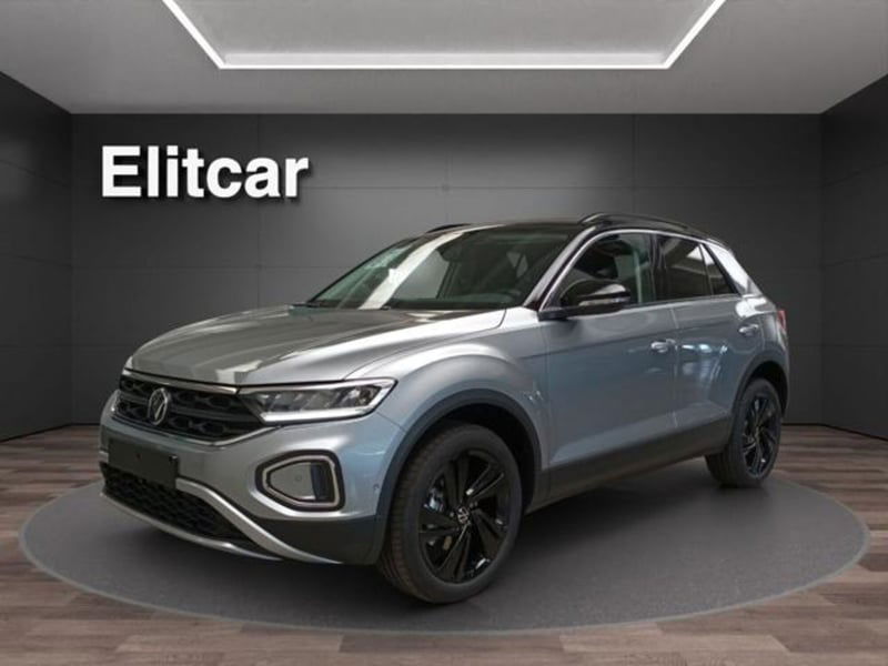 Volkswagen T-Roc 1.5 TSI ACT DSG Sport BlueMotion Technology nuova a Magenta