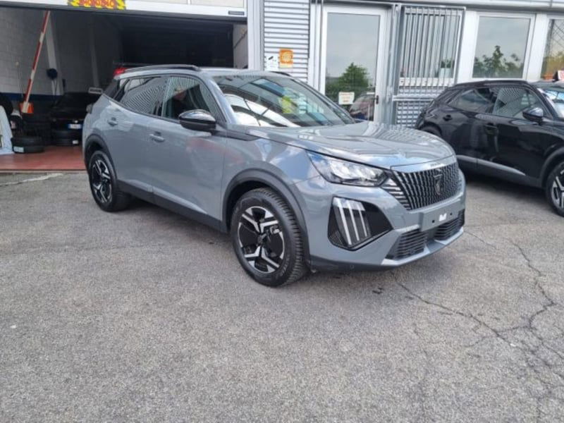 Peugeot 2008 PureTech 100 S&S Allure del 2024 usata a Bovisio-Masciago