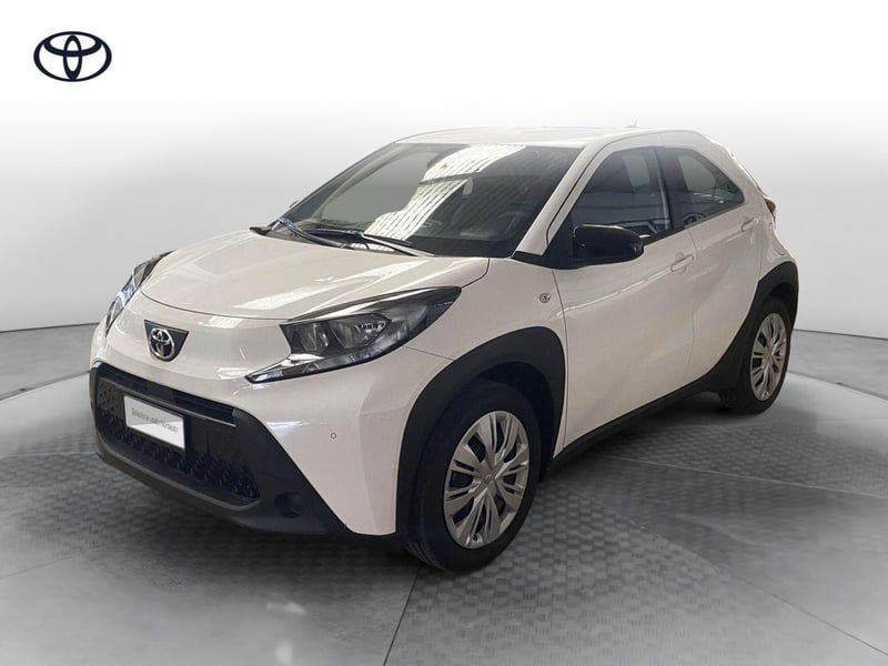 Toyota Aygo X 1.0 VVT-i 72 CV 5 porte Limited Air nuova a Montebelluna