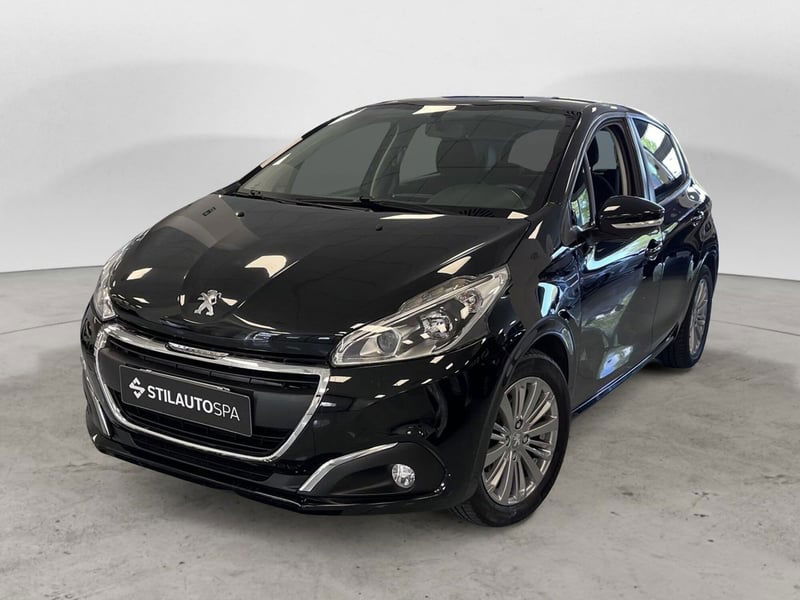 Peugeot 208 82 5 porte Active del 2018 usata a Prato