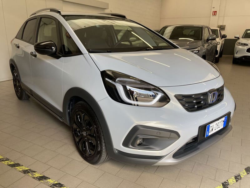 Honda Jazz 1.5 Hev Crosstar eCVT Bicolor Executive del 2025 usata a Vigevano