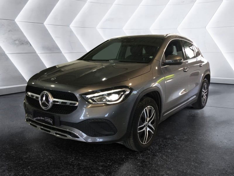 Mercedes-Benz GLA SUV 200 d Automatic Sport Plus del 2022 usata a Caserta
