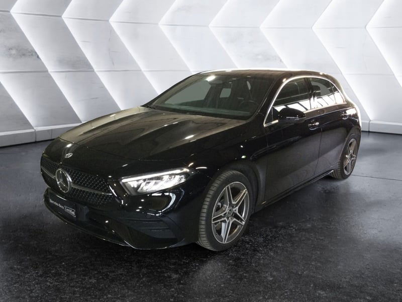 Mercedes-Benz Classe A 180 d AMG Line Advanced Plus auto del 2023 usata a Caserta