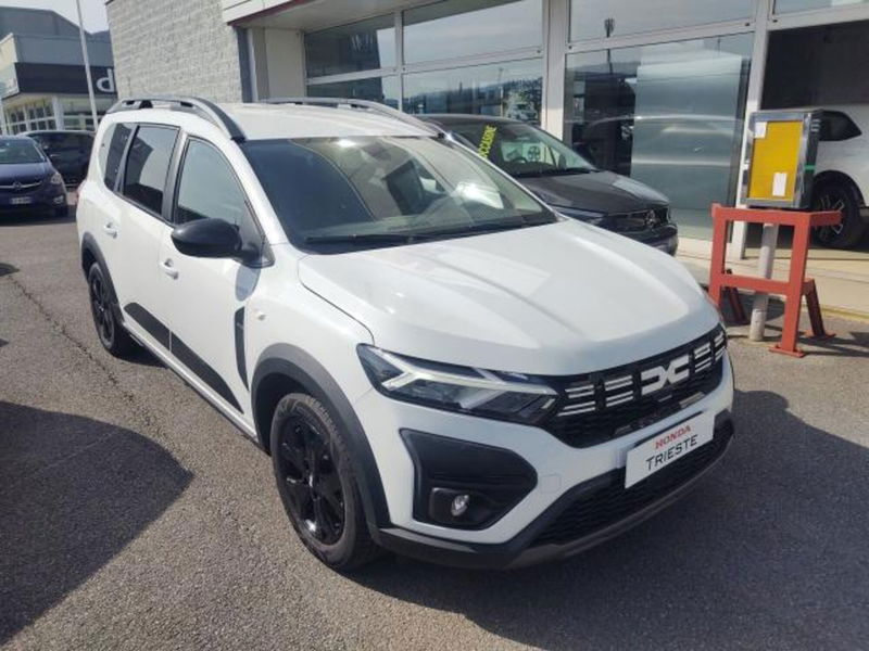 Dacia Jogger Jogger 1.0 TCe 110 CV 7 posti Extreme del 2023 usata a Muggia Dacia Jogger Jogger 1.0 TCe 110 CV 7 posti Extreme del 2023 usata a Muggia