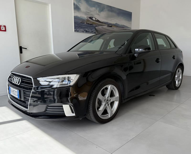 Audi A3 2.0 TDI 184 CV S tronic Sport quattro edition del 2017 usata a Parma