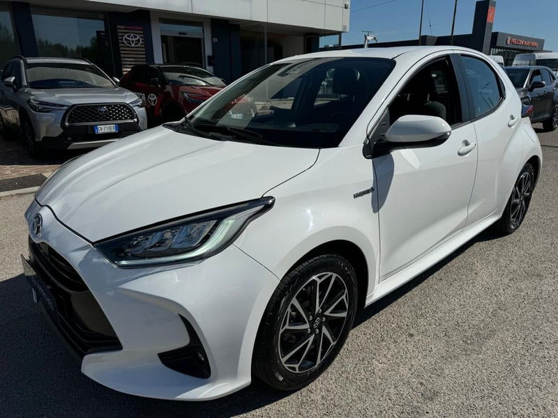 Toyota Yaris 1.5 Hybrid 5 porte Trend del 2021 usata a Modena